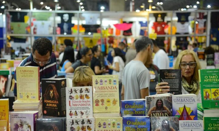Bienal do Livro lança novo projeto para incentivar a leitura no Brasil