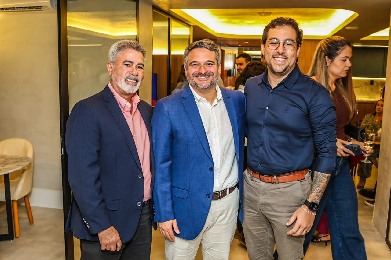 Roberto Teixeira, César Murilo e Matheus Batista