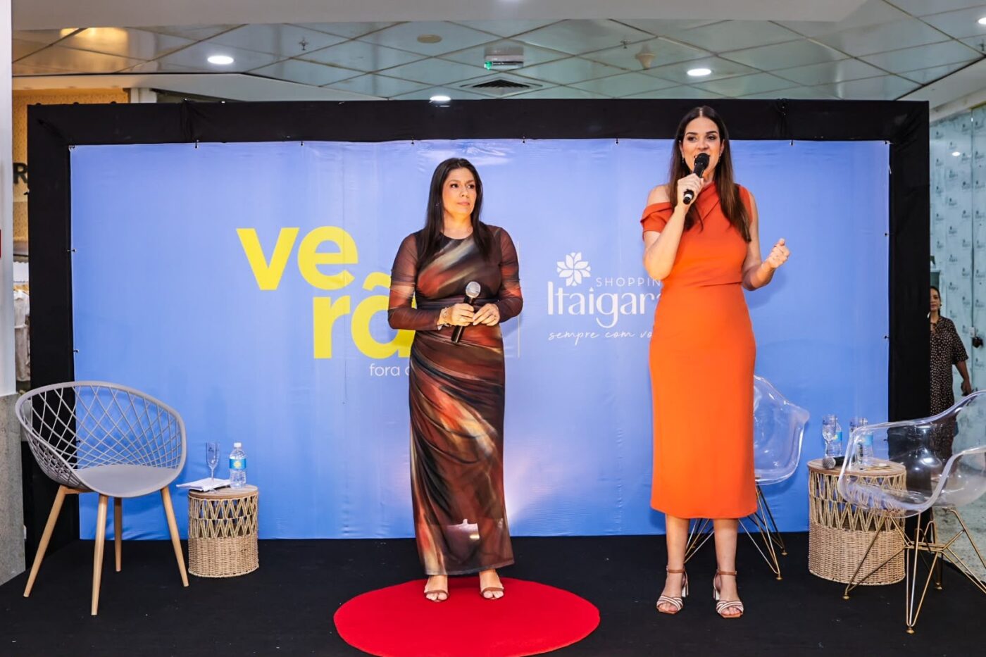 Thaís Leal e Luciana Coelho