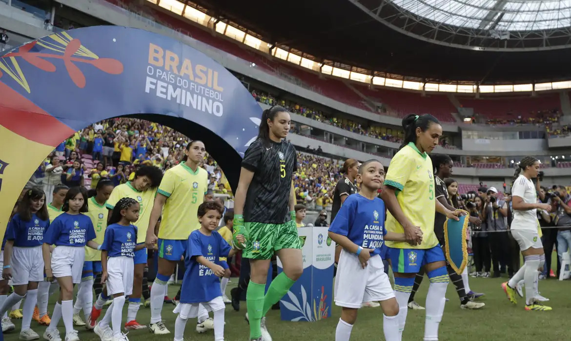 Seleção Brasileira feminina encerra o ano com amistosos contra Argentina e Japão; confira o calendário