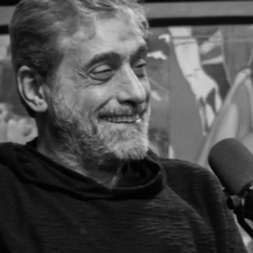 Dublador Ettore Zuim, voz do Batman e de Hércules, morre aos 66 anos