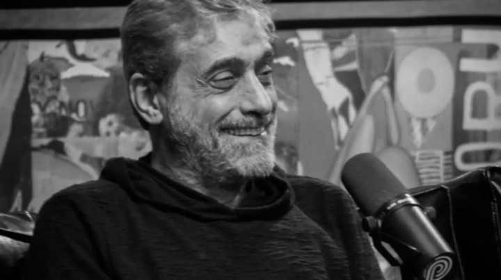 Dublador Ettore Zuim, voz do Batman e de Hércules, morre aos 66 anos