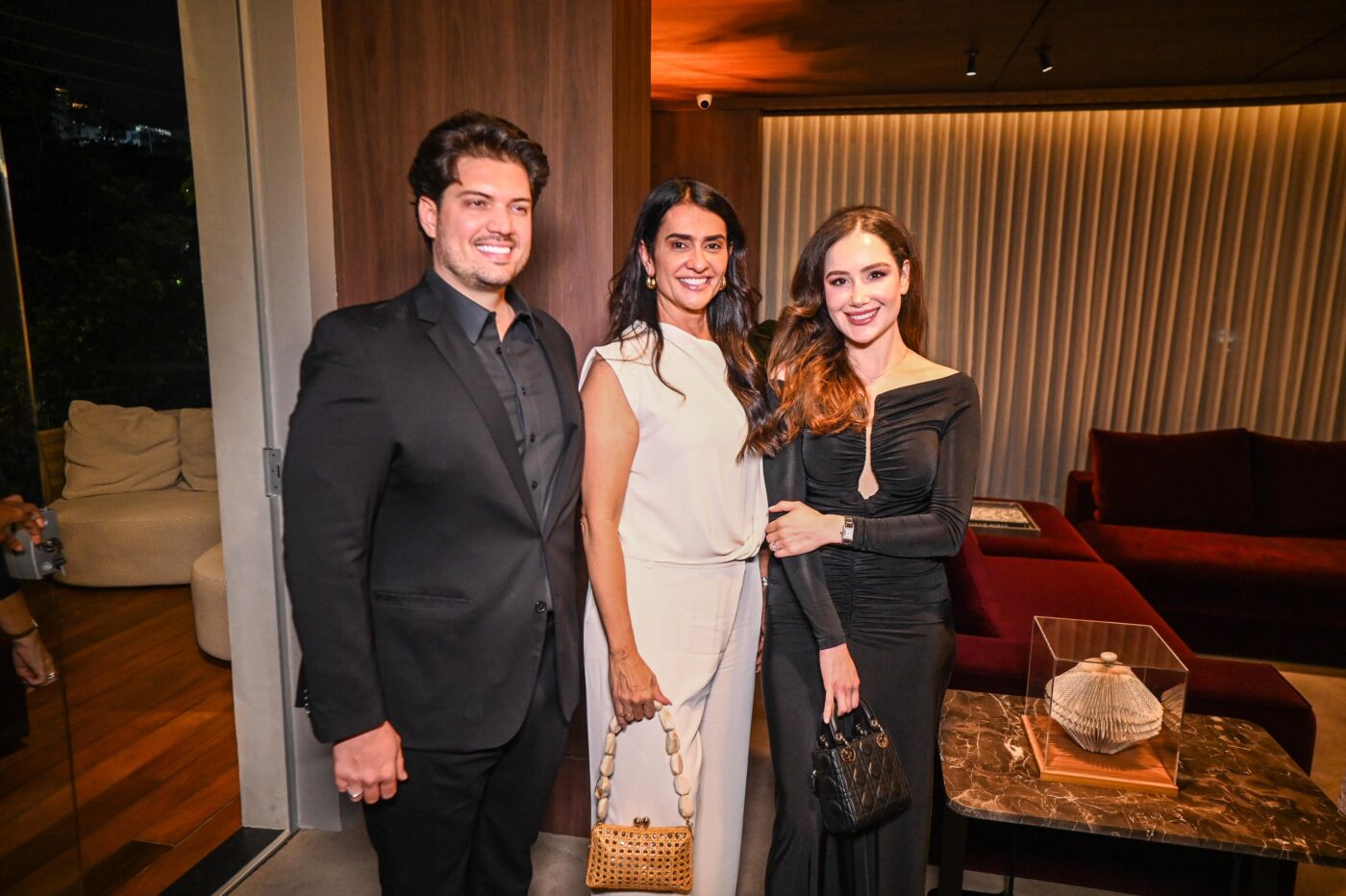 Kauê Gramulha, Danyela Santiago e Isadora Vieira