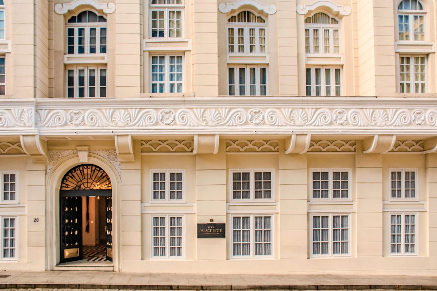 Fera Palace Hotel conquista Chave MICHELIN pelo segundo ano e integra seleção de melhores hotéis do mundo
