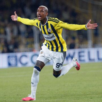 Anderson Talisca deixa o Fenerbahçe e acerta com clube dos Emirados Árabes