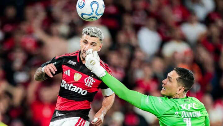 Análise: Flamengo perde controle no meio, sofre com transições do Del Valle e avança graças a Arrascaeta