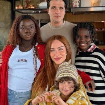 Giovanna Ewbank encanta ao compartilhar registro da família completa: ‘Parece um quadro’