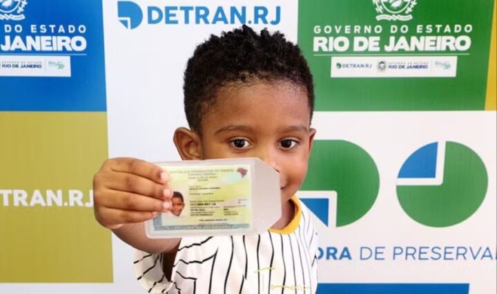SAC Itinerante vai emitir novas Carteiras de Identidade de graça na Feira de São Joaquim; saiba mais