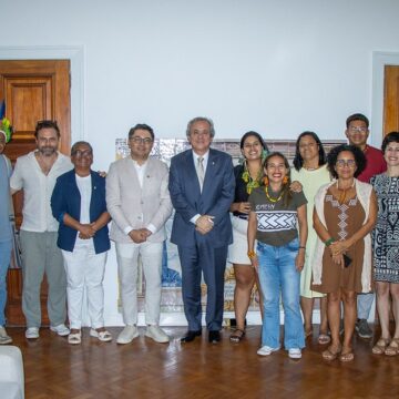 Ministro dos Povos Indígenas visita UFBA e discute parceria com a Universidade
