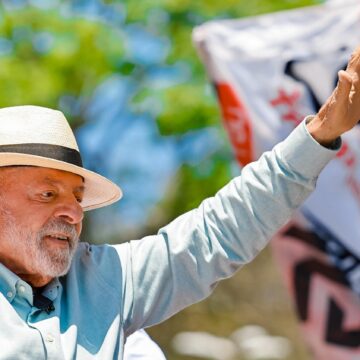 Lula altera agenda e transfere caminhada de Feira de Santana para Salvador na próxima terça