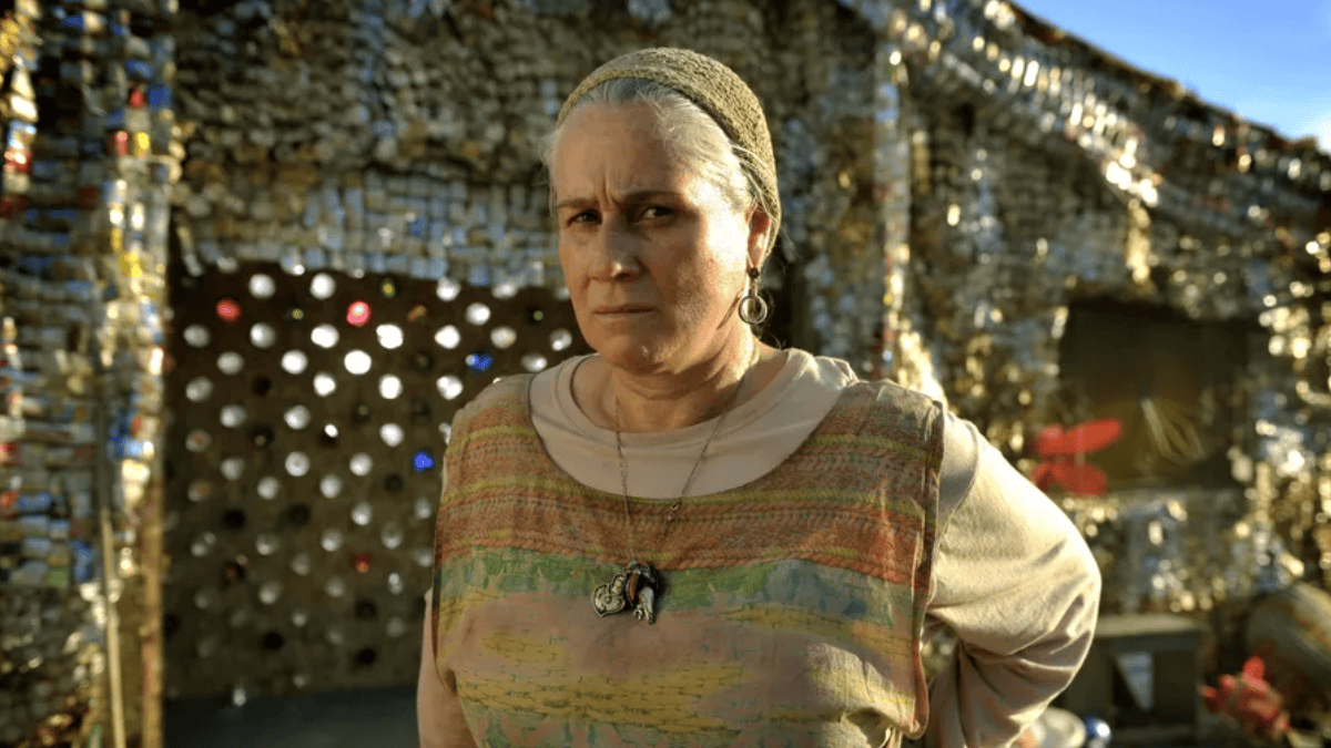 Aos 73 anos, atriz volta à Globo para viver personagem icônica em ‘Avenida Brasil 2’