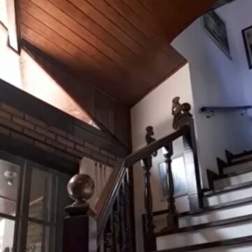 Aos 93 anos, ator da Globo vive em mansão erguida no terreno onde foi salvo por cachorro