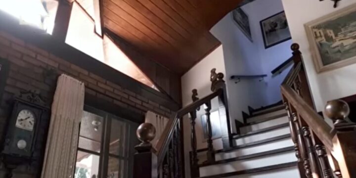 Aos 93 anos, ator da Globo vive em mansão erguida no terreno onde foi salvo por cachorro