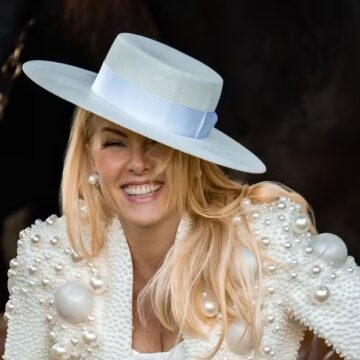 Às vésperas do casamento, Ana Hickmann compartilha novas fotos de pré-wedding