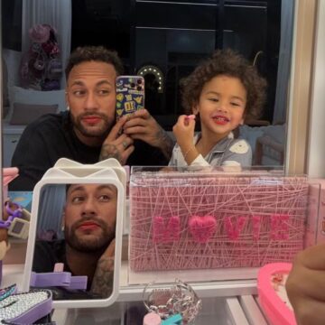 Neymar Jr. aparece maquiado em brincadeira com a filha: ‘Minha masculinidade diminuiu’