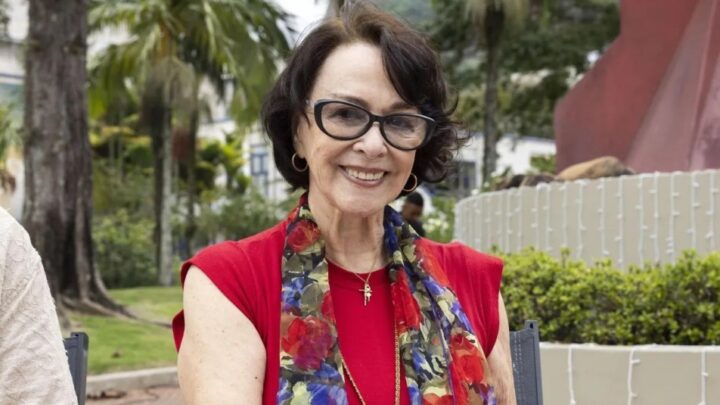 Aos 79 anos, Nívea Maria vai ganhar papel em ‘Avenida Brasil 2’