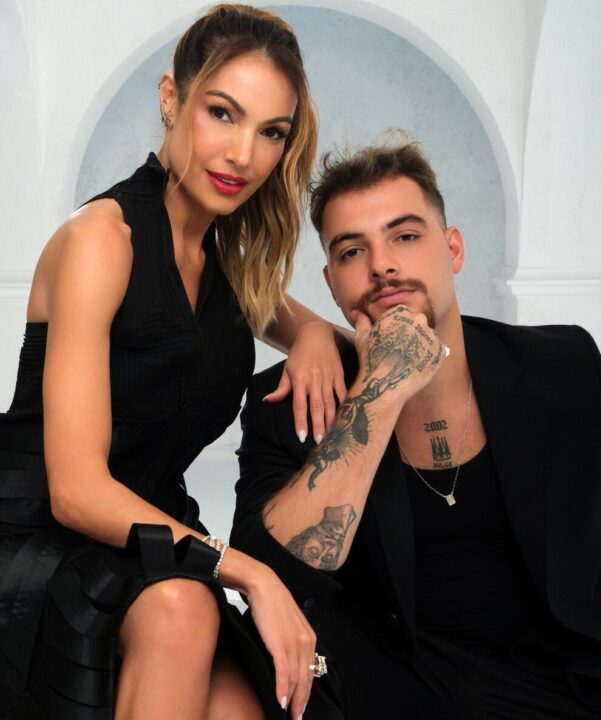 Patrícia Poeta estreia como modelo em Nova York com trilha sonora assinada pelo filho
