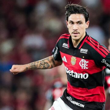 Flamengo vence Bragantino e abre três pontos na liderança do Brasileirão; veja melhores momentos