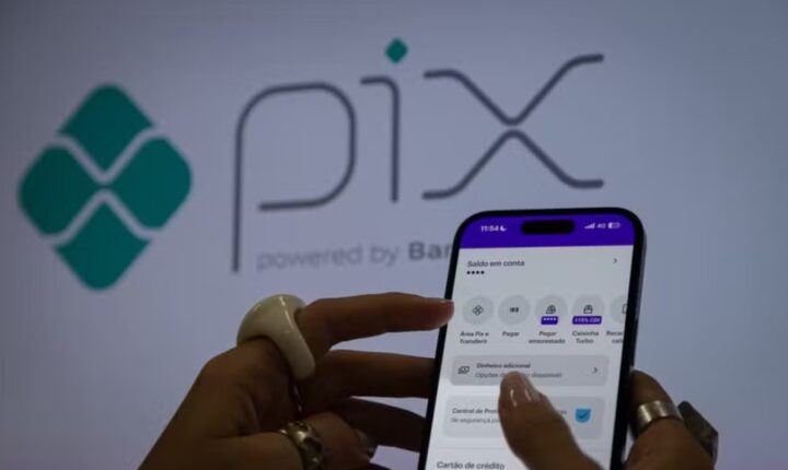Banco Central estuda transferência via Pix para contas entre Brasil e Europa
