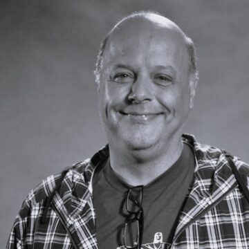 Morre Roney Facchini, ator de “Rá-Tim-Bum” e “Cheias de Charme”, aos 73 anos