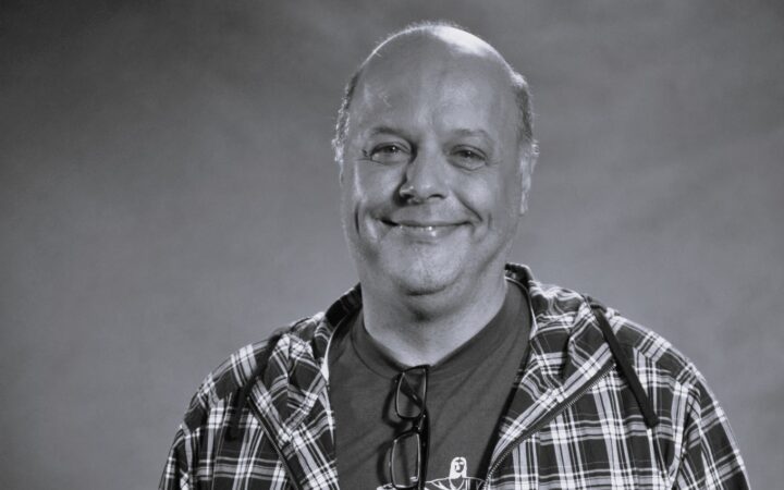 Morre Roney Facchini, ator de “Rá-Tim-Bum” e “Cheias de Charme”, aos 73 anos