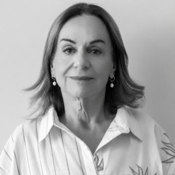 Morre aos 74 anos a jornalista Sônia Carneiro, referência na cobertura política