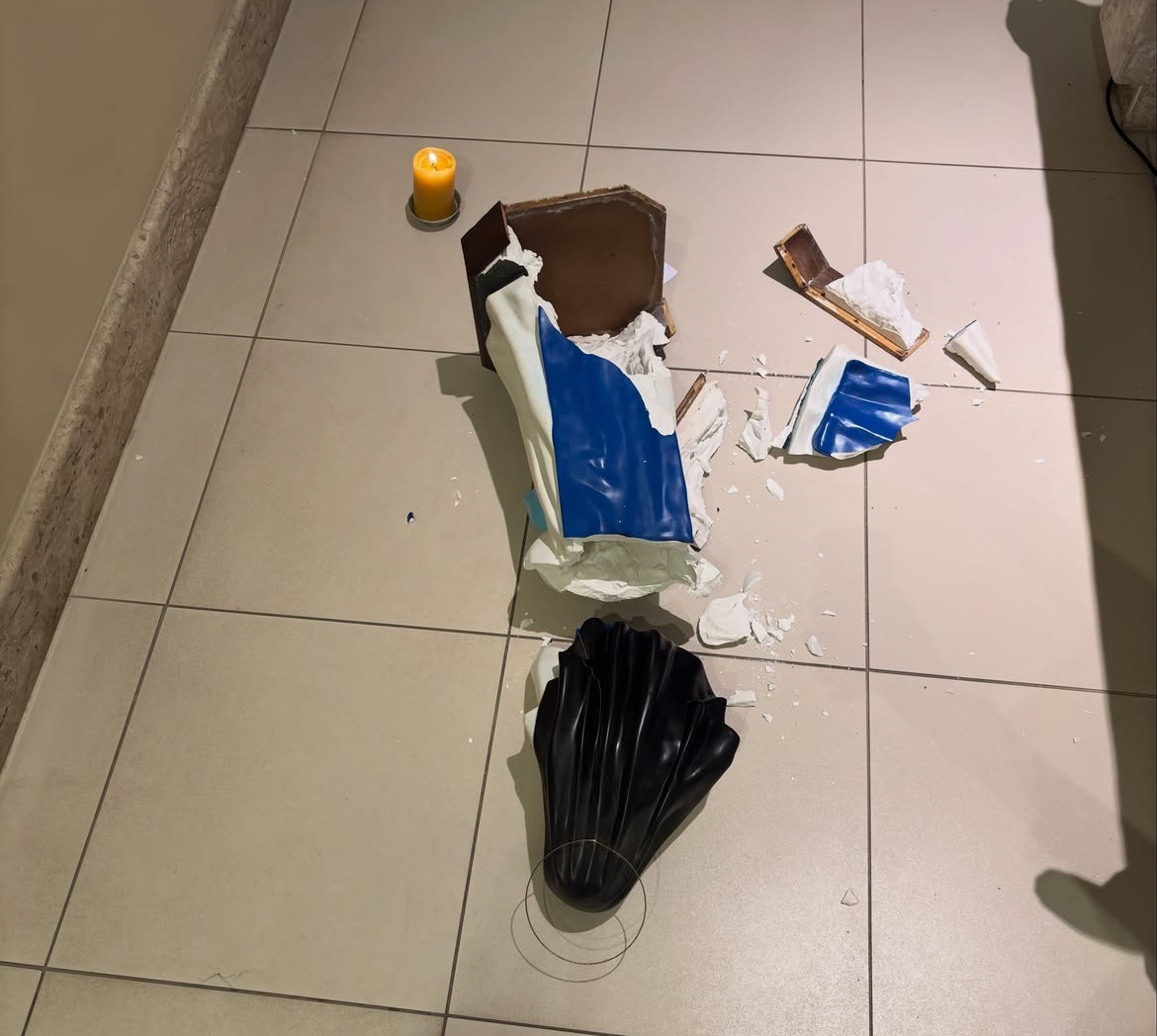 Imagem de Santa Dulce dos Pobres é destruída em igreja de Salvador