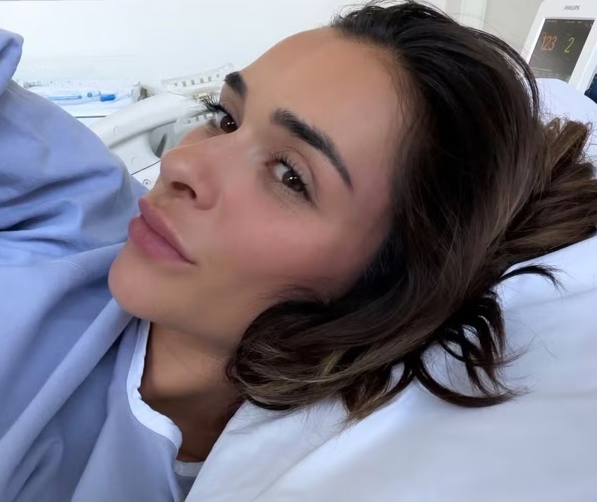 Grávida do terceiro filho, Tainá Militão posa em hospital: ‘Chegou a hora’