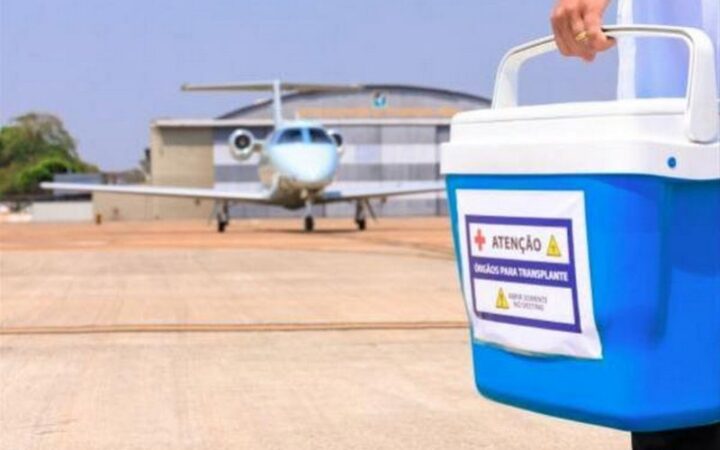 Aéreas brasileiras transportaram 78 mil itens para transplantes gratuitamente em 12 anos