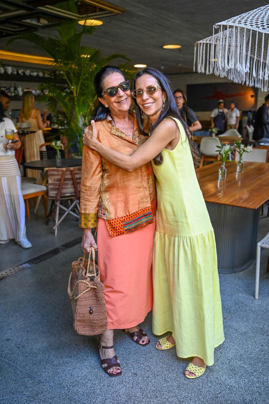 Nora Pessoa Gonçalves e Camila Meccia 