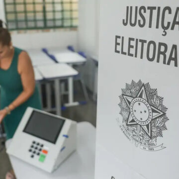 Eleições 2026: TSE substitui 900 urnas eletrônicas durante segundo turno neste domingo (25)