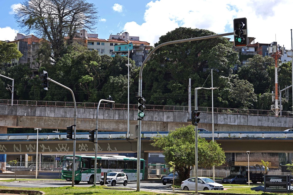 Serviço em Salvador libera imagens do trânsito em tempo real em oito pontos e supera 123 mil acessos