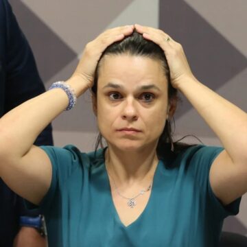Autora do impeachment de Dilma, Janaína Paschoal lamenta derrota nas urnas e questiona eleitores: “Por que não recebi voto?”