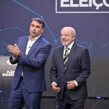 Lula e Flávio Bolsonaro formalizam abertura de sigilos no TSE a três dias do segundo turno