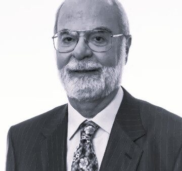 Morre Ronaldo Carvalho, empresário que transformou a Drogaria São Paulo em uma das maiores redes farmacêuticas do país