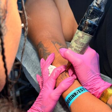 Festival de tatuagem em Salvador reúne 80 profissionais e competições até domingo (11)