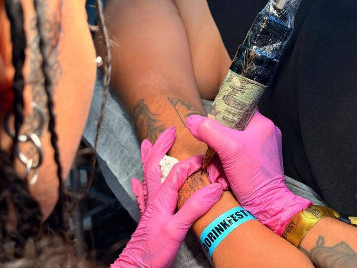 Festival de tatuagem em Salvador reúne 80 profissionais e competições até domingo (11)