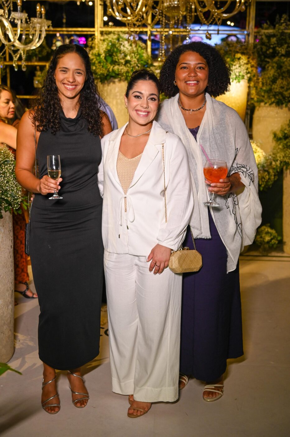 Renata Rocha, Letícia Aguiar e Azânnya Barsanufio