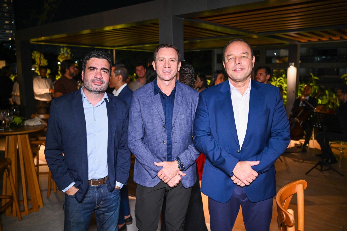Rafael Nicury, Gilberto Rios e Leo James