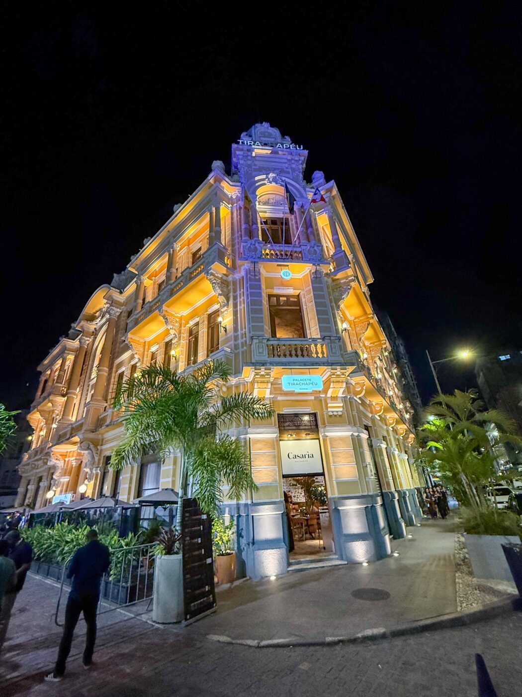 Palacete Tirachapéu - 2 anos 
