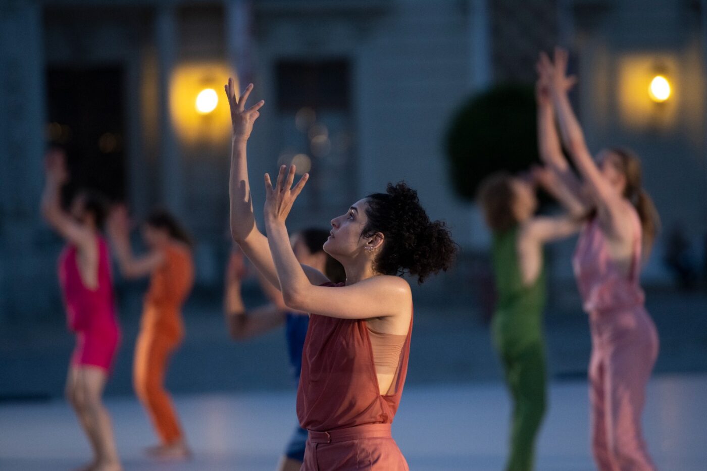 Evento gratuito reúne espetáculos e oficinas de dança em Salvador; veja programação