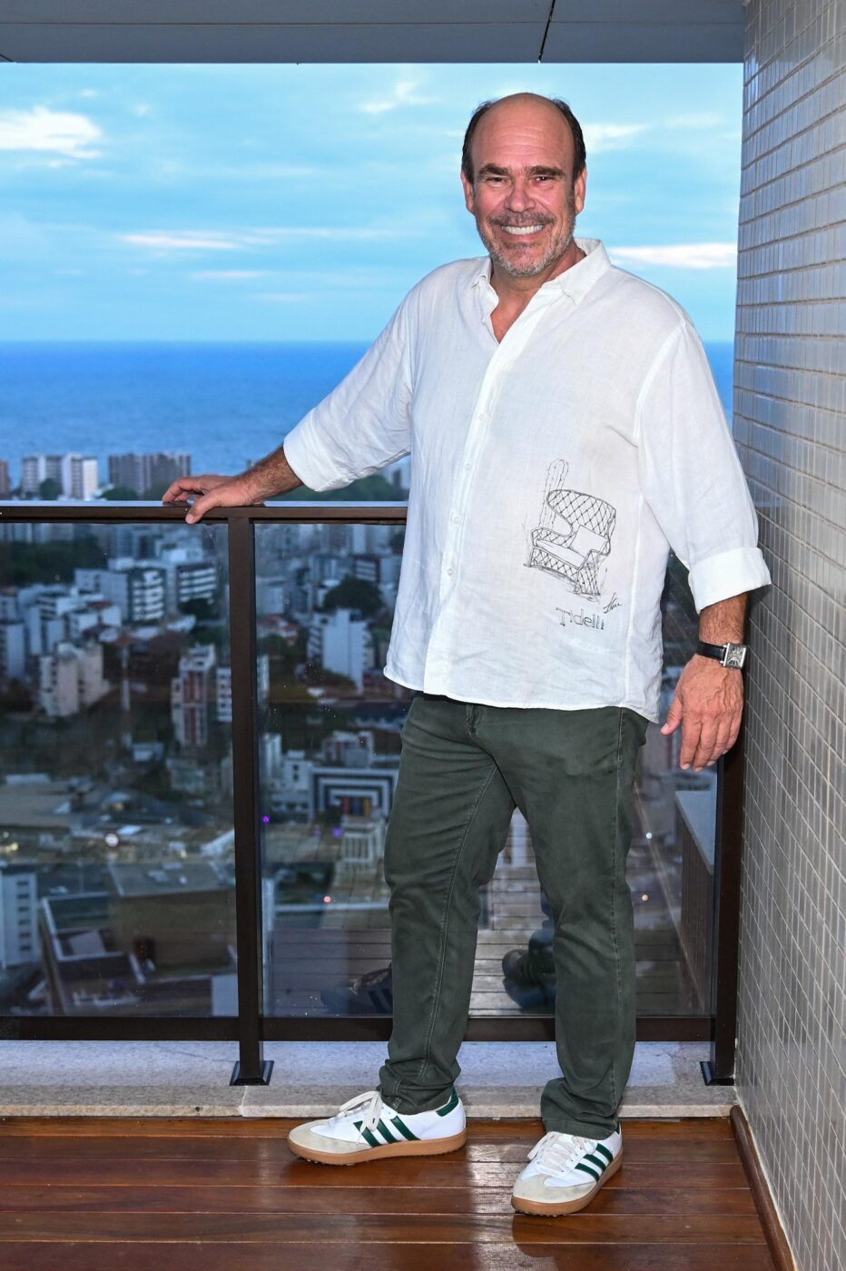 Lon Menezes