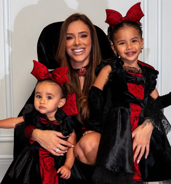 Filhas de Bruna Biancardi e Neymar encantam com fantasia de Halloween