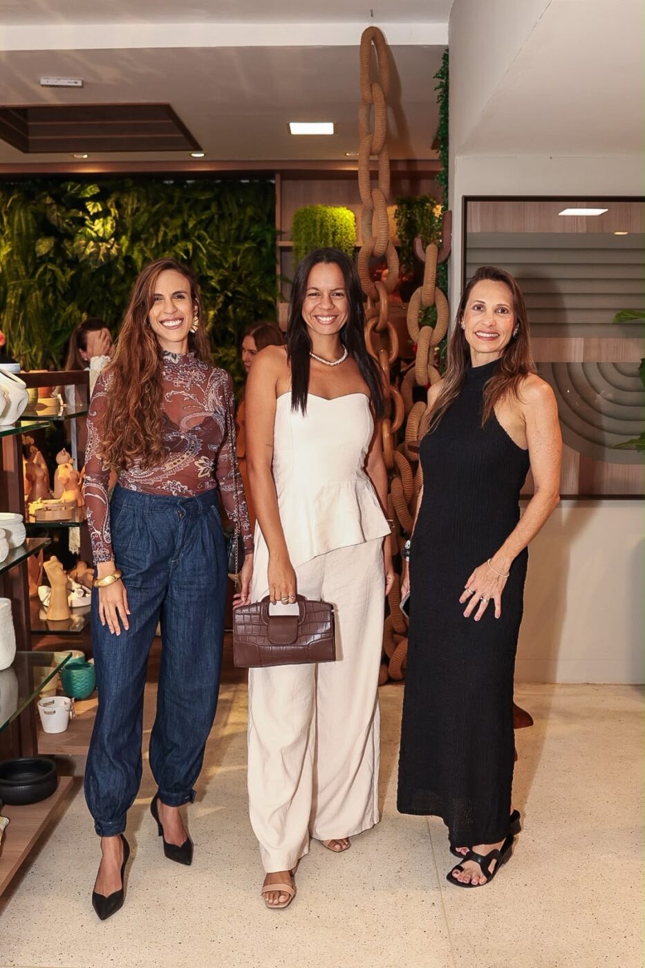 Silvia Lecticia, Tays Mota e Verena Verde