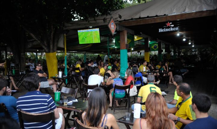 Governo prepara projeto para perdoar dívidas de bares, restaurantes e setor de eventos