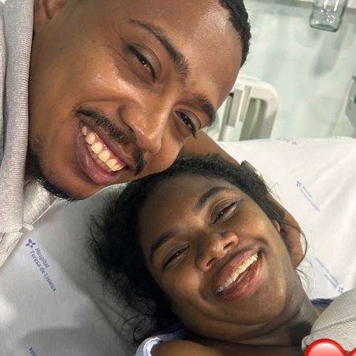 Raquel Brito mostra primeiras fotos com o filho recém-nascido após parto: ‘Meu melhor momento’