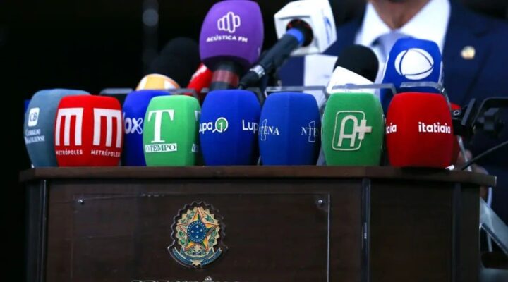 Jornalistas sofreram mais de 14 mil ataques no 1º turno das eleições