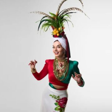 Cinebiografia de Carmen Miranda ganha imagem oficial e terá orçamento de R$ 61 milhões