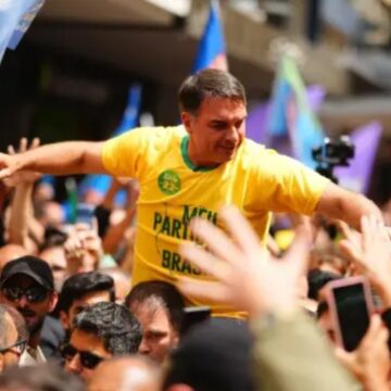 Com objetivo de ampliar presença no Nordeste, Flávio Bolsonaro fará ato em Salvador