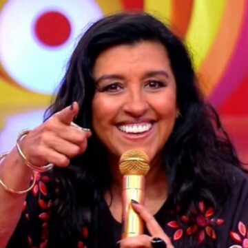 Regina Casé vai ganhar programa de auditório na DiaTV com fórmula semelhante ao antigo ‘Esquenta’